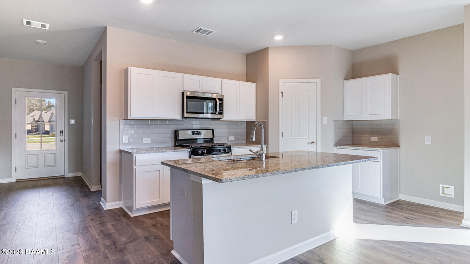 130 Lake Ridge Broussard, LA 70518 - Photo 2 of 13 130 Lake Ridge Drive, Broussard, LA