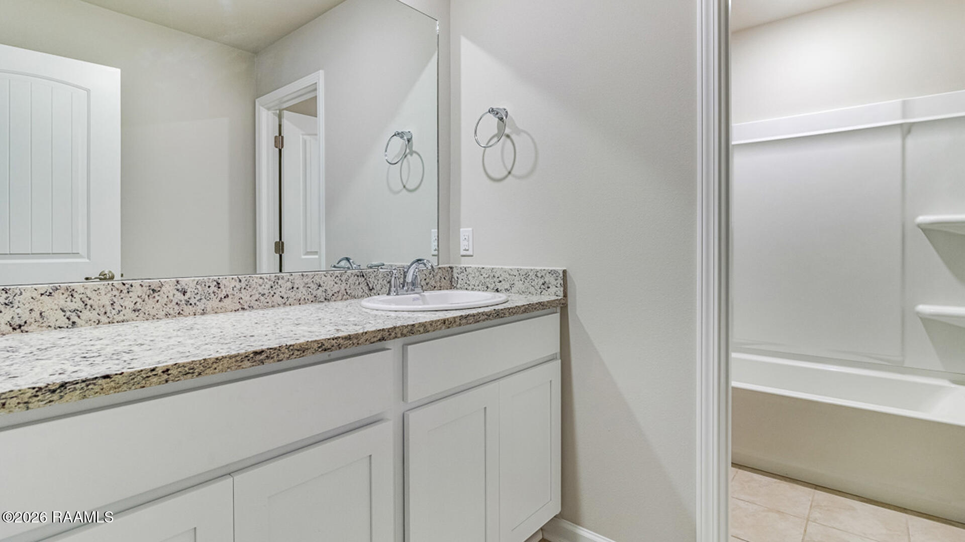 130 Lake Ridge Broussard, LA 70518 - Photo 3 of 13 130 Lake Ridge Drive, Broussard, LA