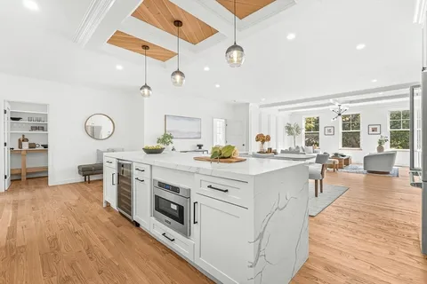 $2,575,000 | 443 Central Avenue, Needham, MA 02494