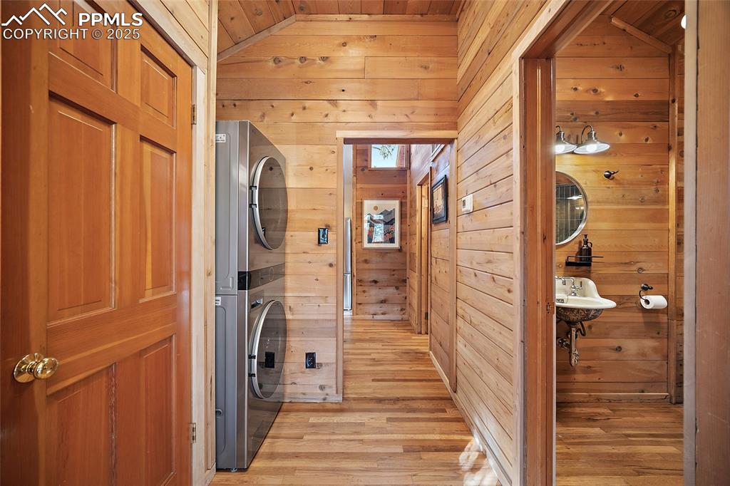 11855 Grandin Point Elbert, CO 80106 - Photo 23 of 42 a view of a balcony from door