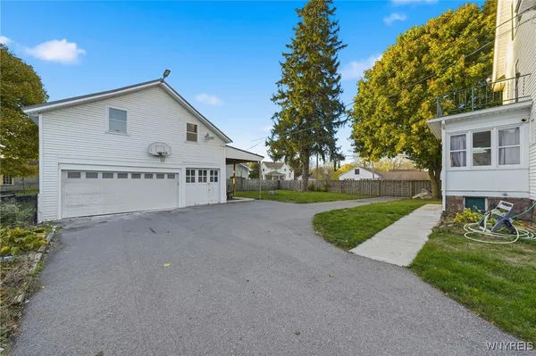 $315,000 | 4466 Main Street, Royalton, NY 14067