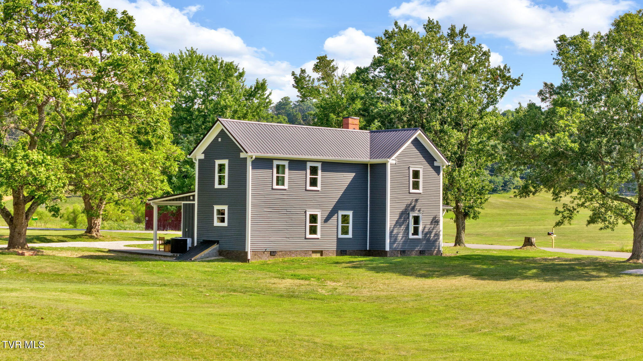 700 Burkey Road Greeneville, TN 37743 - Photo 3 of 45 50-web-or-mls-DJI_20240704170025_0037_D