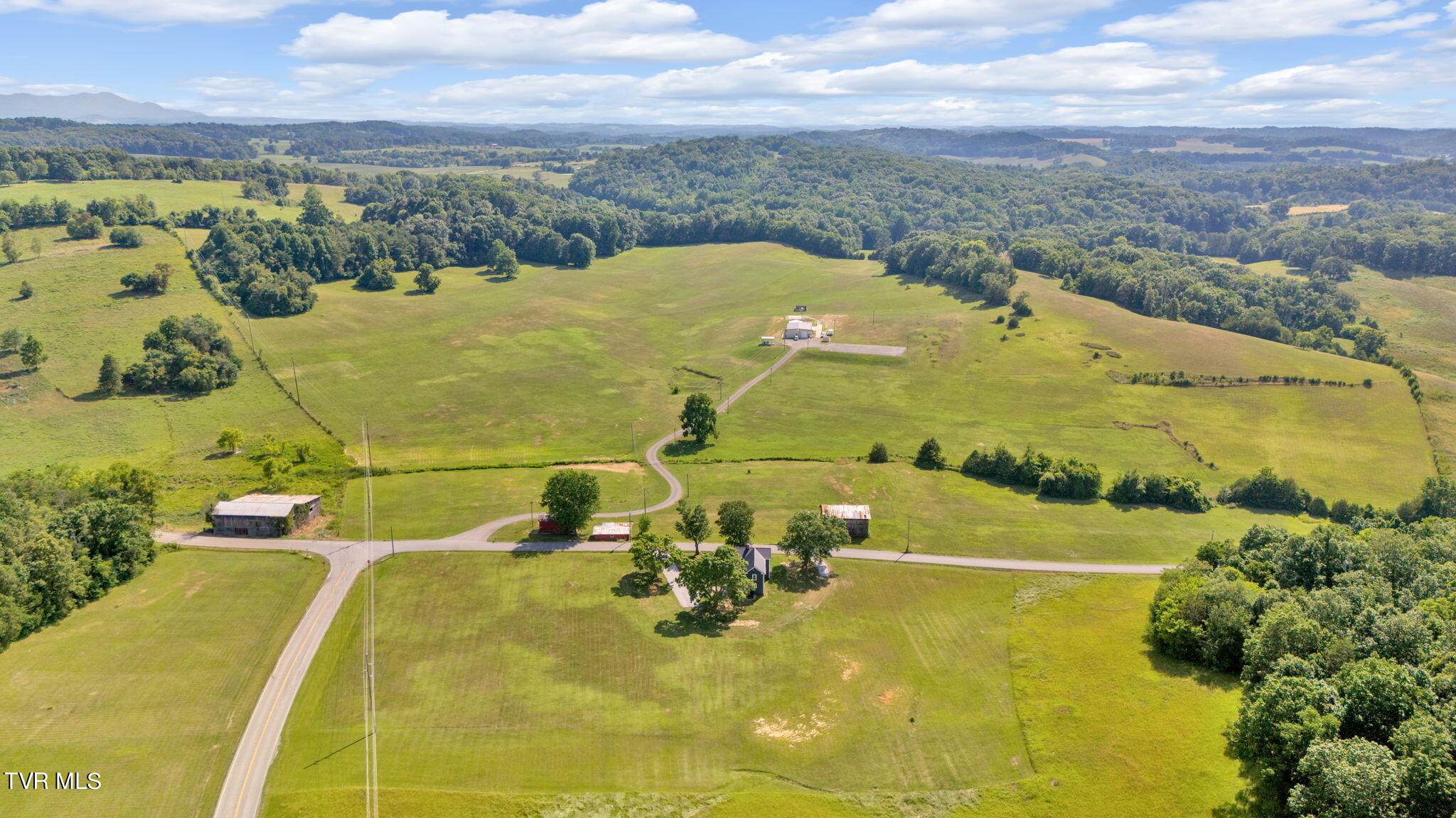 700 Burkey Road Greeneville, TN 37743 - Photo 40 of 45 40-web-or-mls-DJI_20240704165539_0004_D