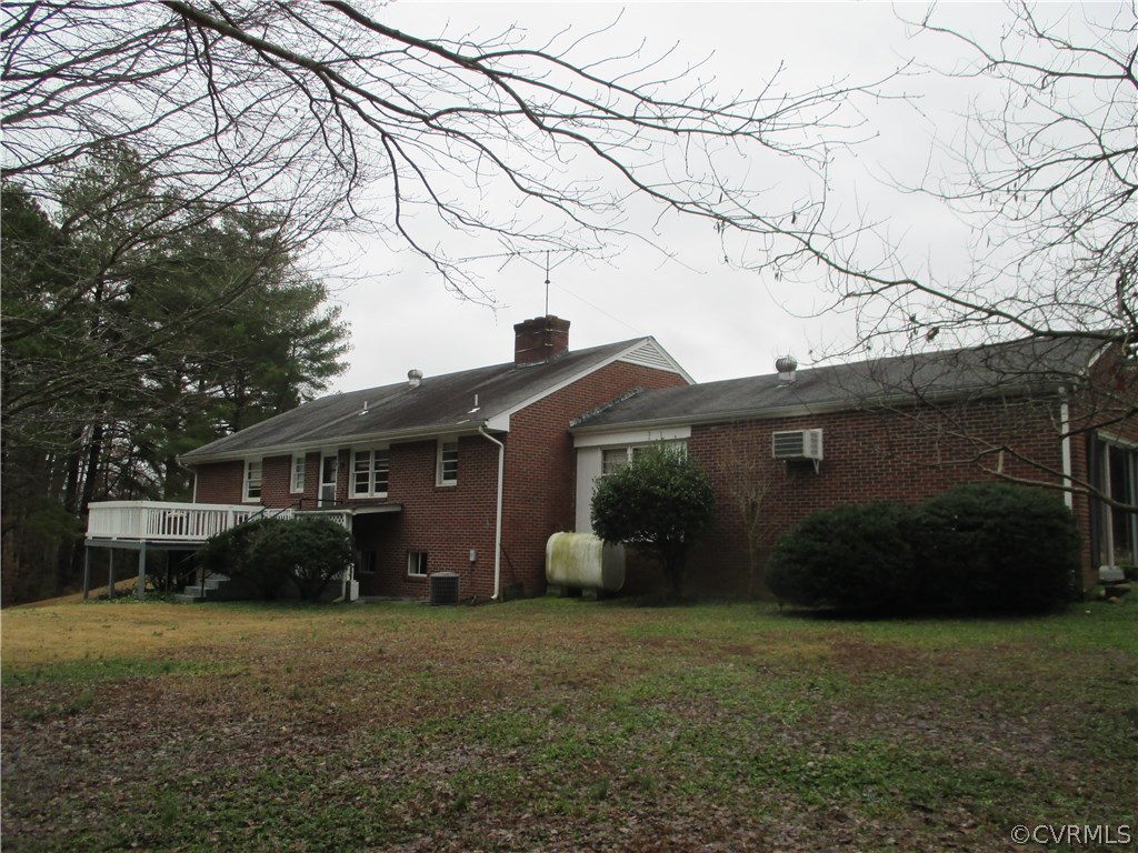 2921 Blackstone Road Kenbridge, VA 23944 - Photo 5 of 30