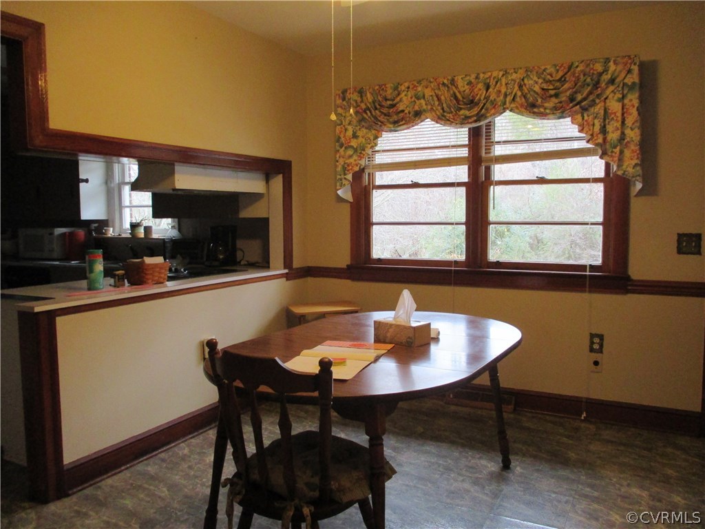 2921 Blackstone Road Kenbridge, VA 23944 - Photo 9 of 30