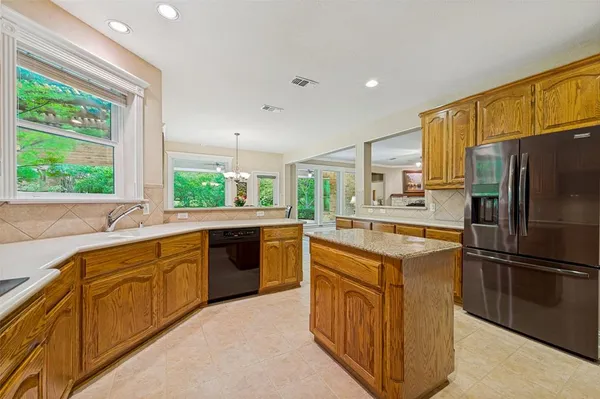 $935,000 | 501 Arthur Court, Lucas, TX 75002