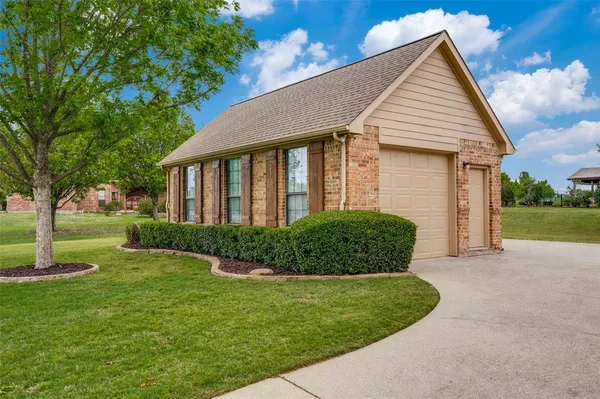 $935,000 | 501 Arthur Court, Lucas, TX 75002