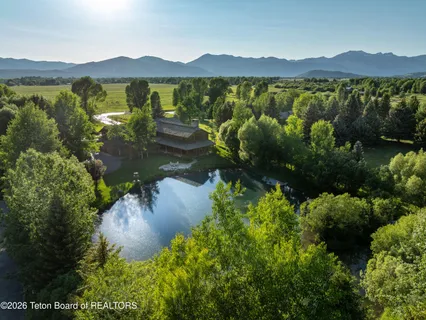 $10,250,000 | 3755 Trail Drive, Jackson, WY 83001