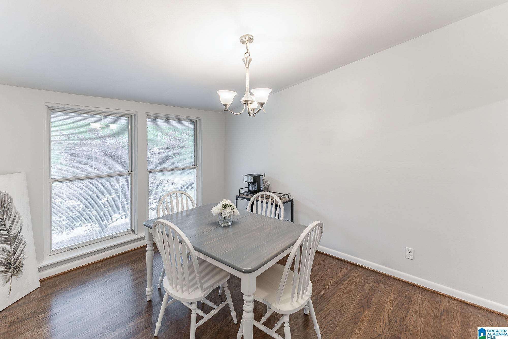 704 Pinecrest Road Southeast Huntsville, AL 35802 - Photo 8 of 37