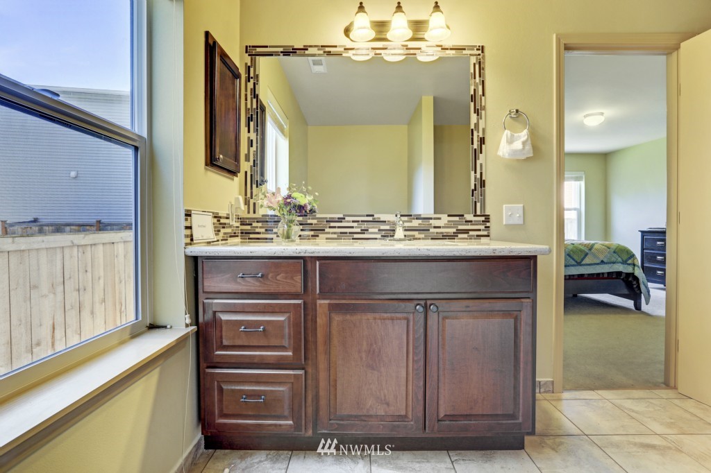 1405 191st Place Southeast Bothell, WA 98012 - Photo 11 of 25 Gallery Image 11