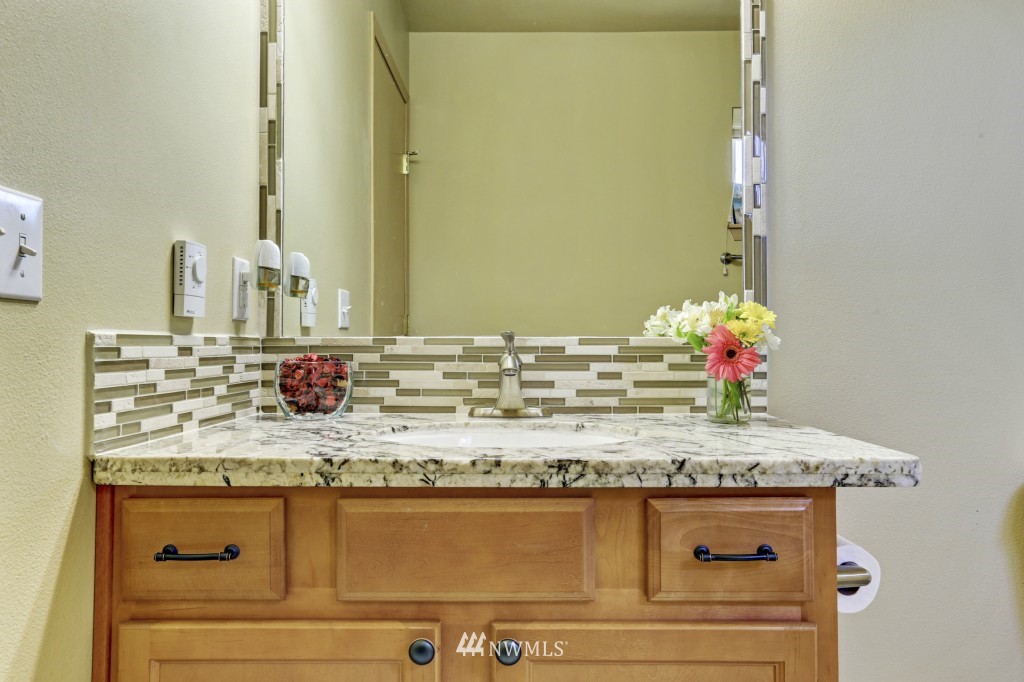 1405 191st Place Southeast Bothell, WA 98012 - Photo 16 of 25 Gallery Image 16