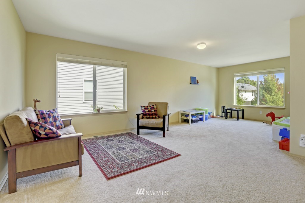1405 191st Place Southeast Bothell, WA 98012 - Photo 21 of 25 Gallery Image 21