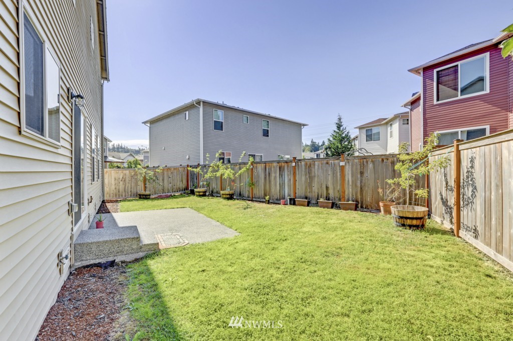 1405 191st Place Southeast Bothell, WA 98012 - Photo 24 of 25 Gallery Image 24