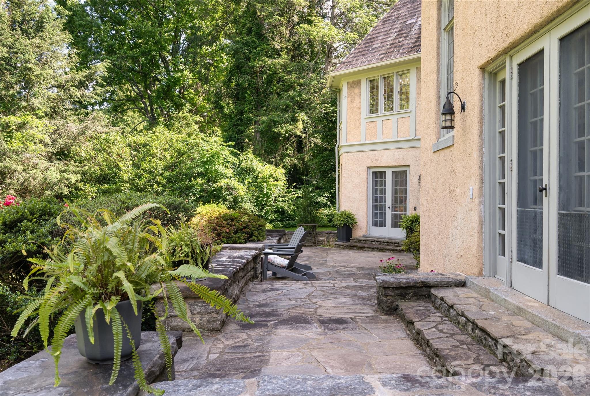 334 Vanderbilt Road Biltmore Forest, NC 28803 - Photo 41 of 48