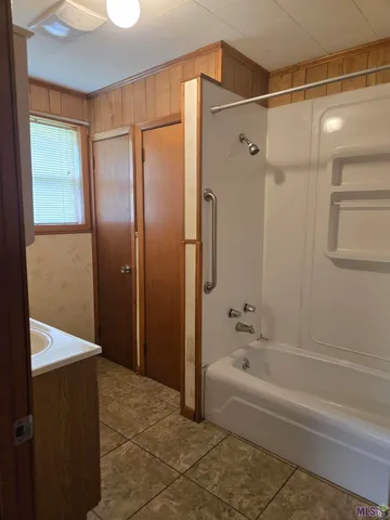 $1,050 | 104 North Stella Place, Schriever, LA 70395