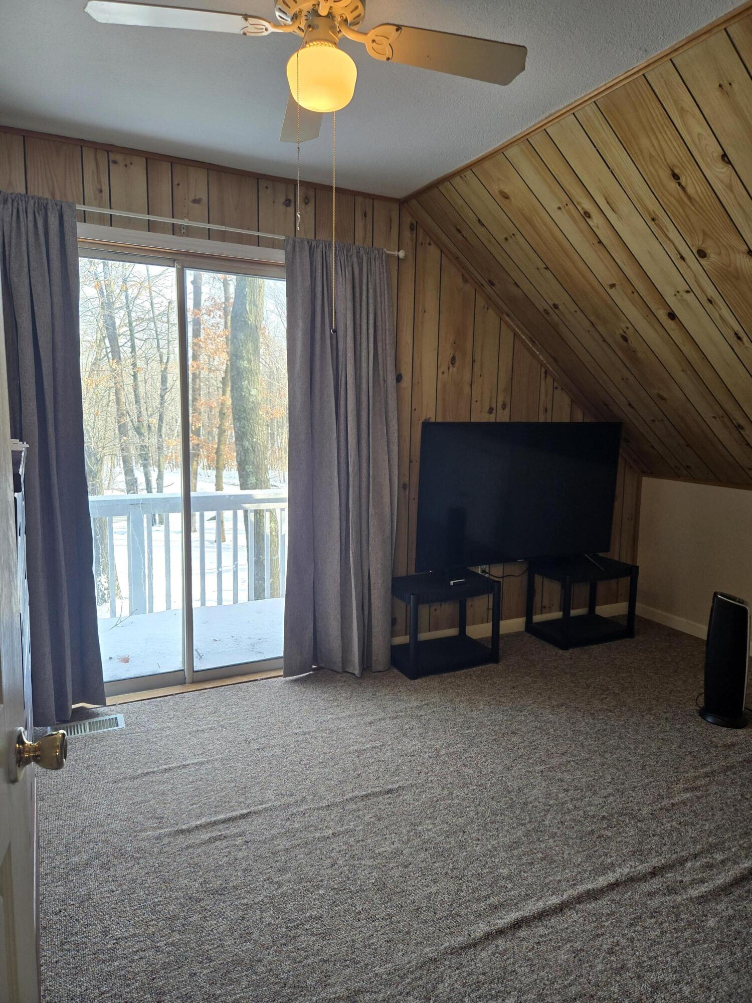 4221 Mockingbird Circle Farwell, MI 48622 - Photo 26 of 56 20260108_120448