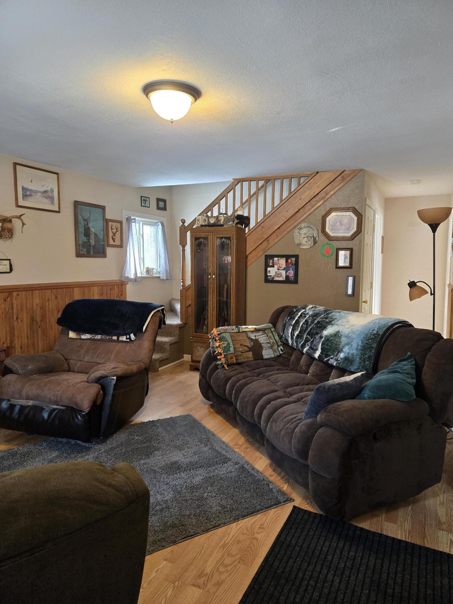 4221 Mockingbird Circle Farwell, MI 48622 - Photo 3 of 56 20260108_115408