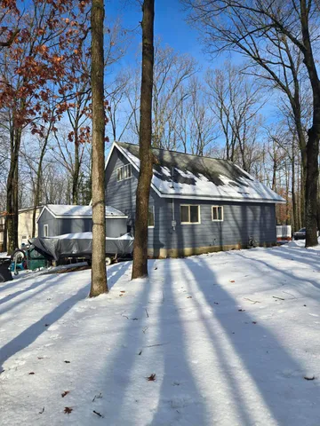 $148,000 | 4221 Mockingbird Circle, Farwell, MI 48622