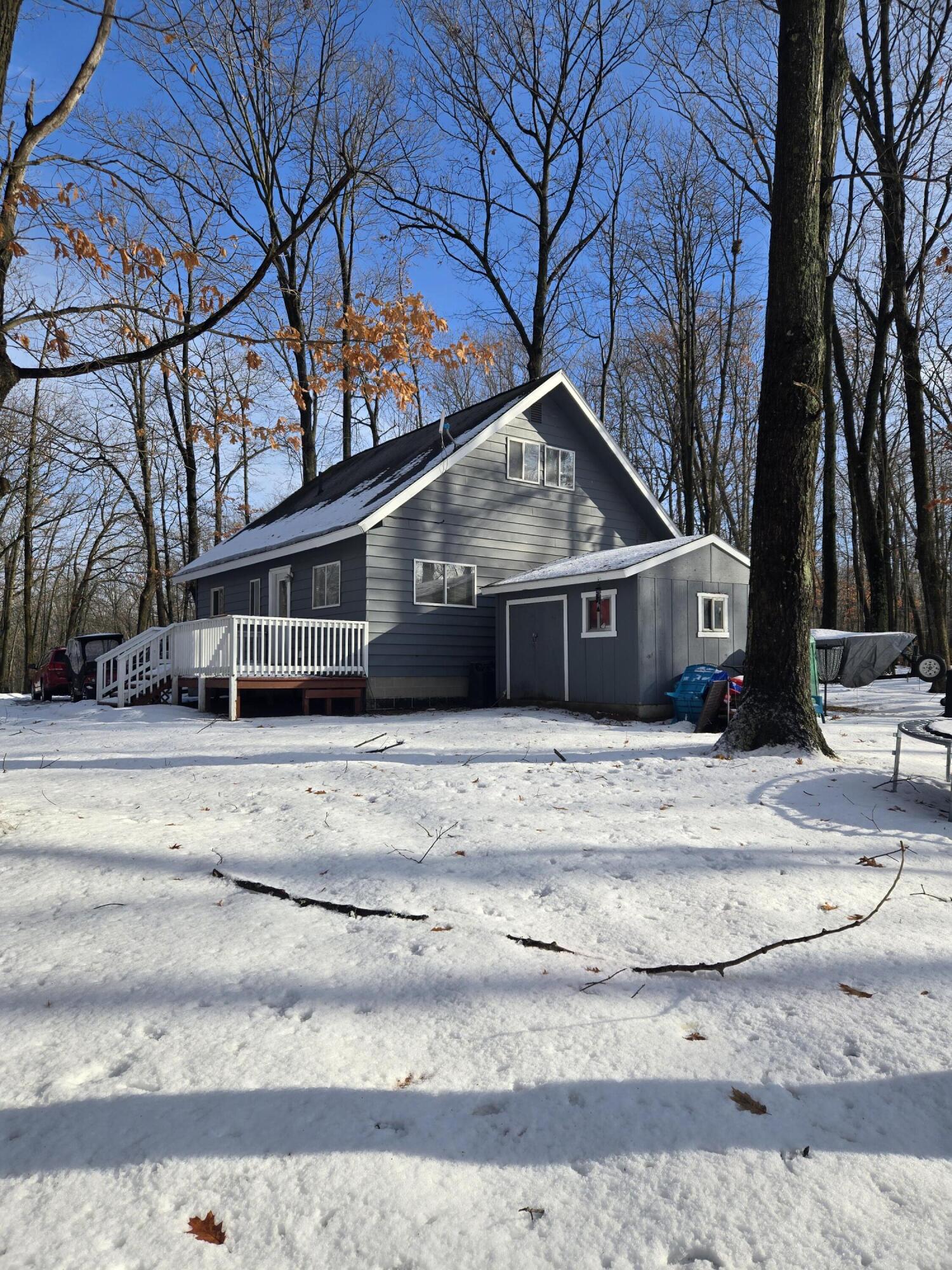 4221 Mockingbird Circle Farwell, MI 48622 - Photo 40 of 56 20260108_122449