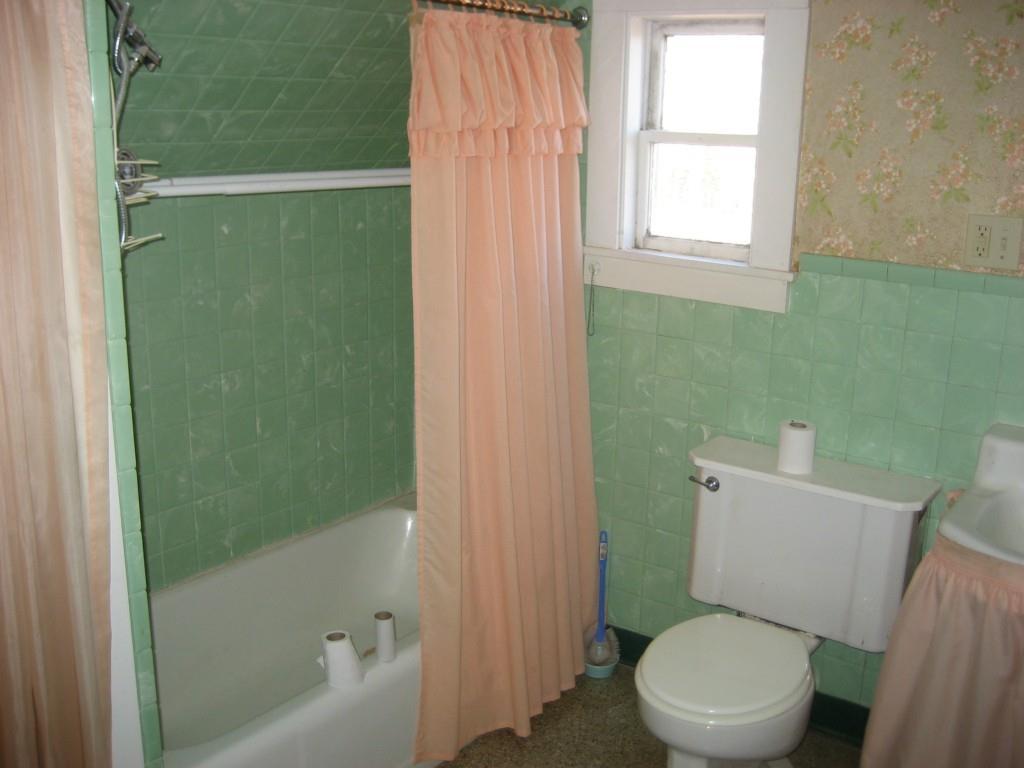 663 River Road Cushing, ME 04563 - Photo 19 of 19 Bathroom