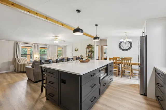 a view of kitchen with washer and dryer