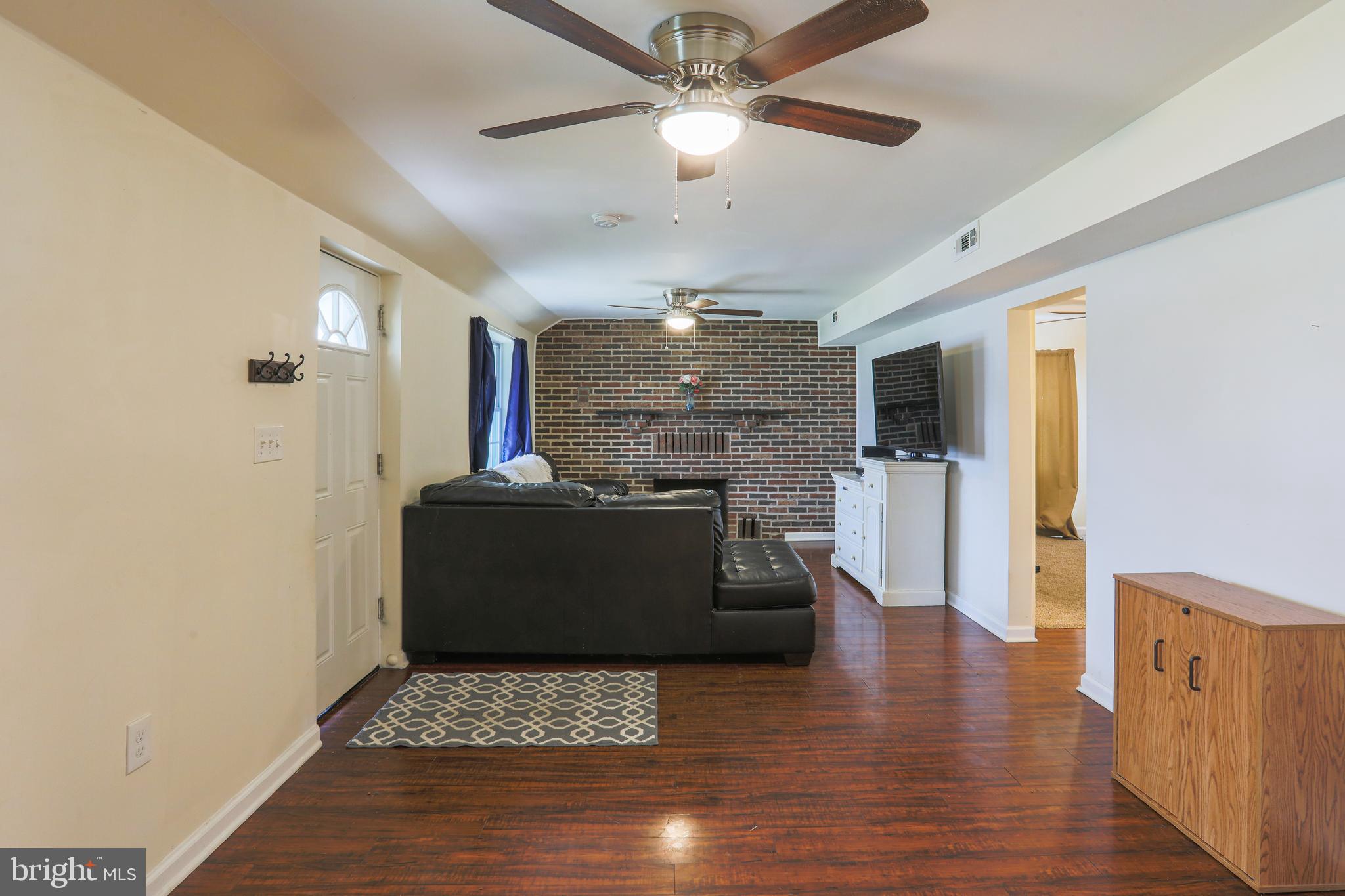 3507 Sollers Point Road Dundalk, MD 21222 - Photo 7 of 44 Gallery Image 7