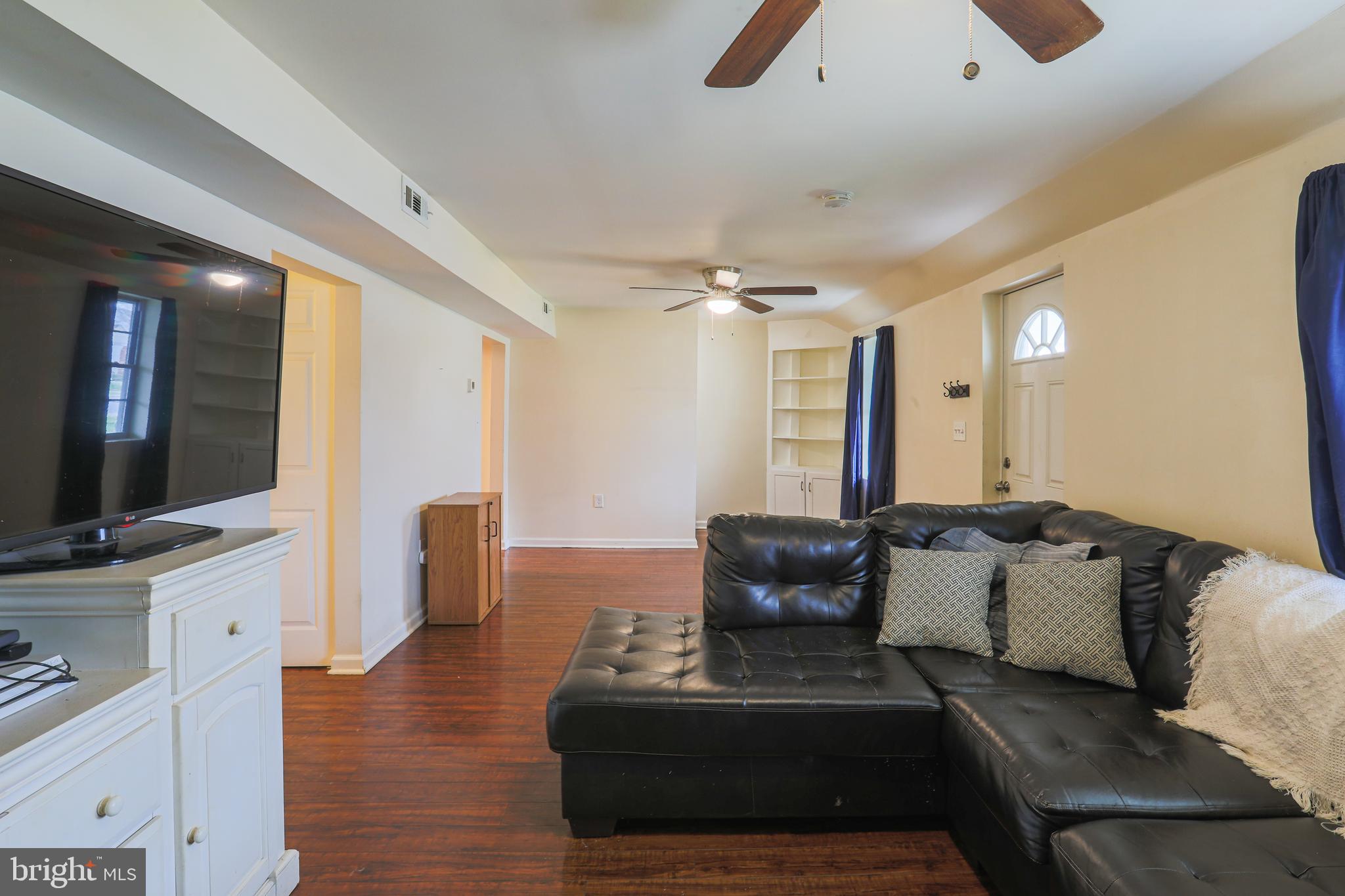 3507 Sollers Point Road Dundalk, MD 21222 - Photo 10 of 44 Gallery Image 10
