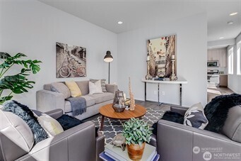 732 26th Avenue South, Unit B Seattle, WA 98144 - Photo 7 of 18