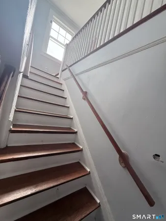 $499,900 | 111 Elmwood Place, Bridgeport, CT 06605