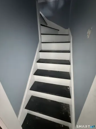 $499,900 | 111 Elmwood Place, Bridgeport, CT 06605