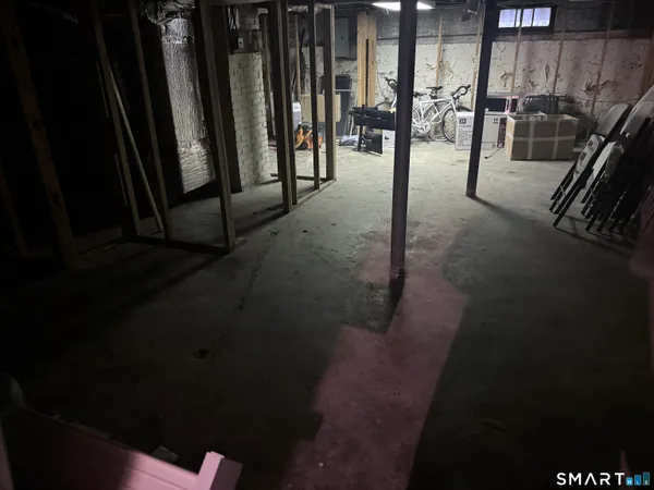 $499,900 | 111 Elmwood Place, Bridgeport, CT 06605