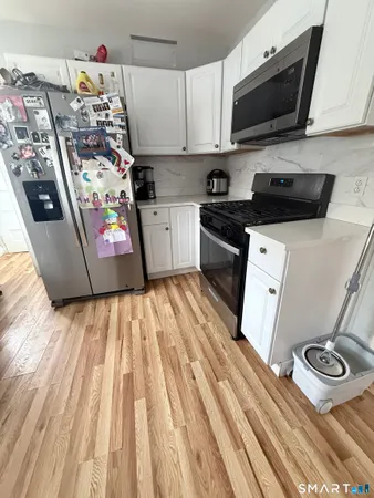 $499,900 | 111 Elmwood Place, Bridgeport, CT 06605