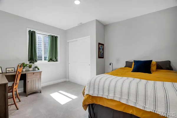 $655,000 | 1619 Oglesby Drive, Edwardsville, IL 62025