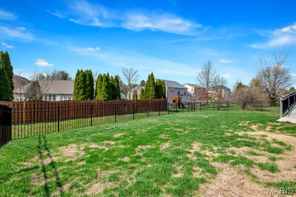 $655,000 | 1619 Oglesby Drive, Edwardsville, IL 62025