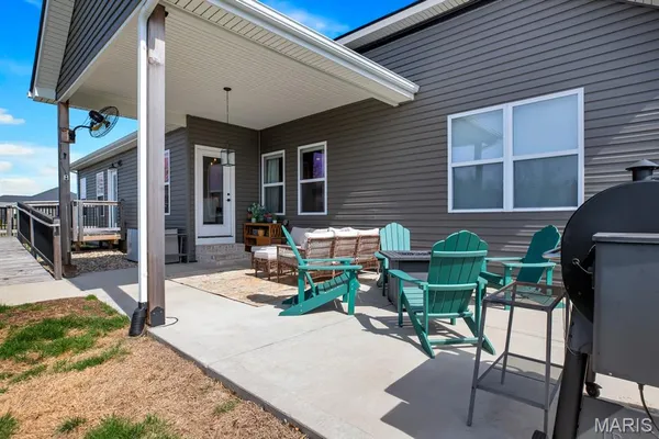$655,000 | 1619 Oglesby Drive, Edwardsville, IL 62025
