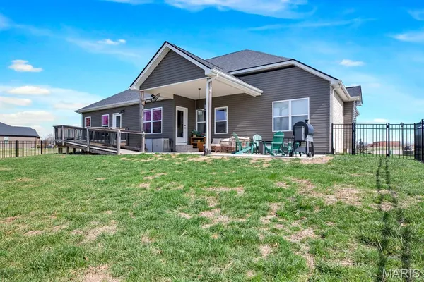 $655,000 | 1619 Oglesby Drive, Edwardsville, IL 62025