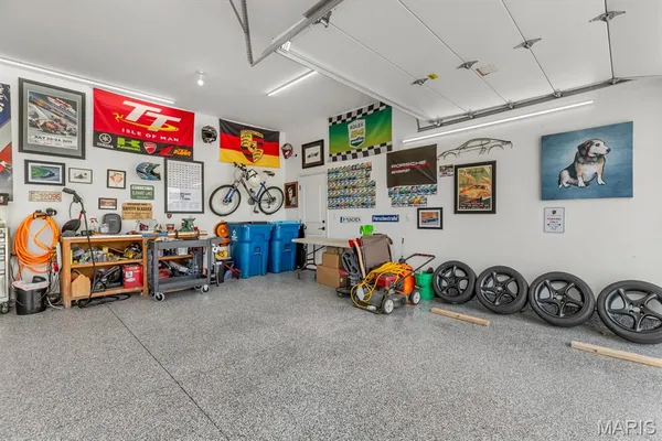 $655,000 | 1619 Oglesby Drive, Edwardsville, IL 62025