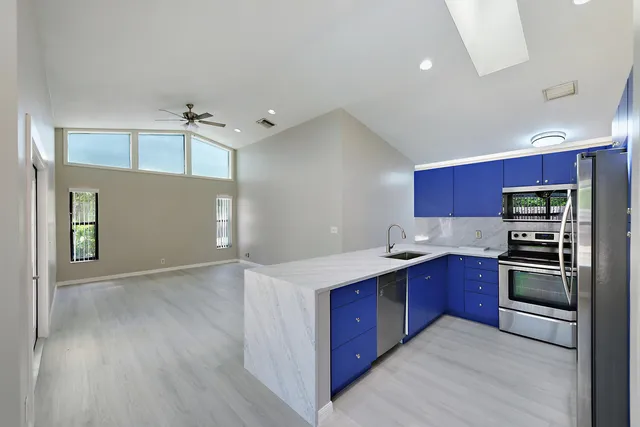 $4,800 | 13442 Northumberland Circle, Wellington, FL 33414