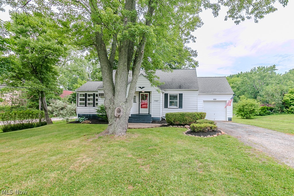 7987 Euclid Chardon Road Kirtland, OH 44094 - Photo 2 of 33