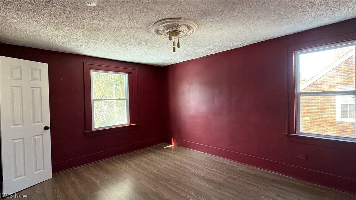 951 Roanoke Road Cleveland Heights, OH 44121 - Photo 11 of 25