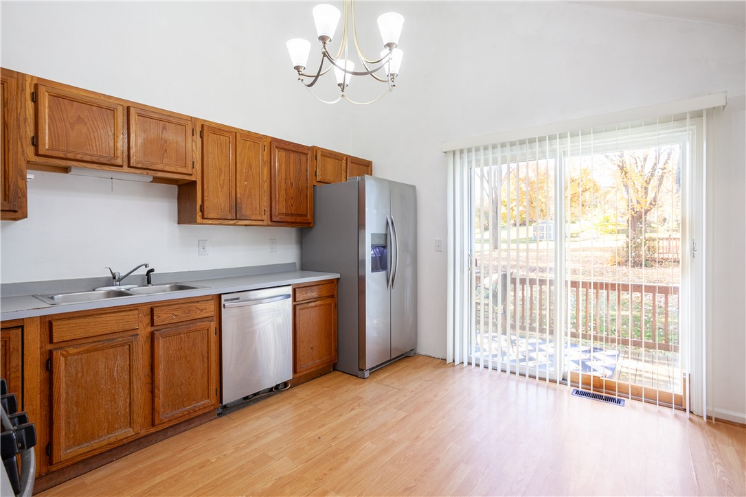 229 Countess Drive Henrietta, NY 14586 - Photo 15 of 34