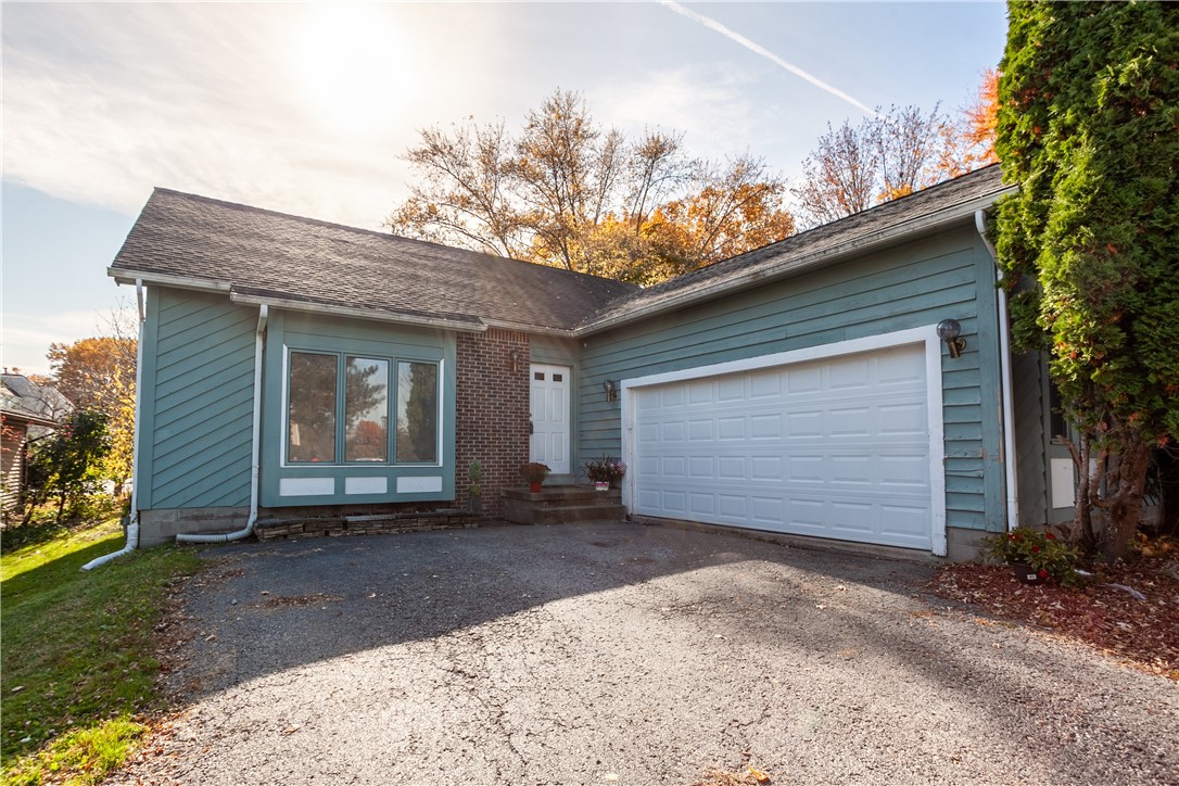 229 Countess Drive Henrietta, NY 14586 - Photo 4 of 34