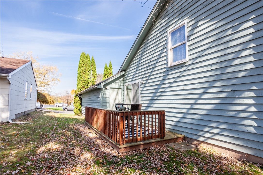 229 Countess Drive Henrietta, NY 14586 - Photo 9 of 34