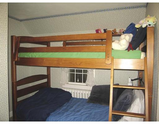 33 Weybridge Lane Brookline, MA 02445 - Photo 8 of 8