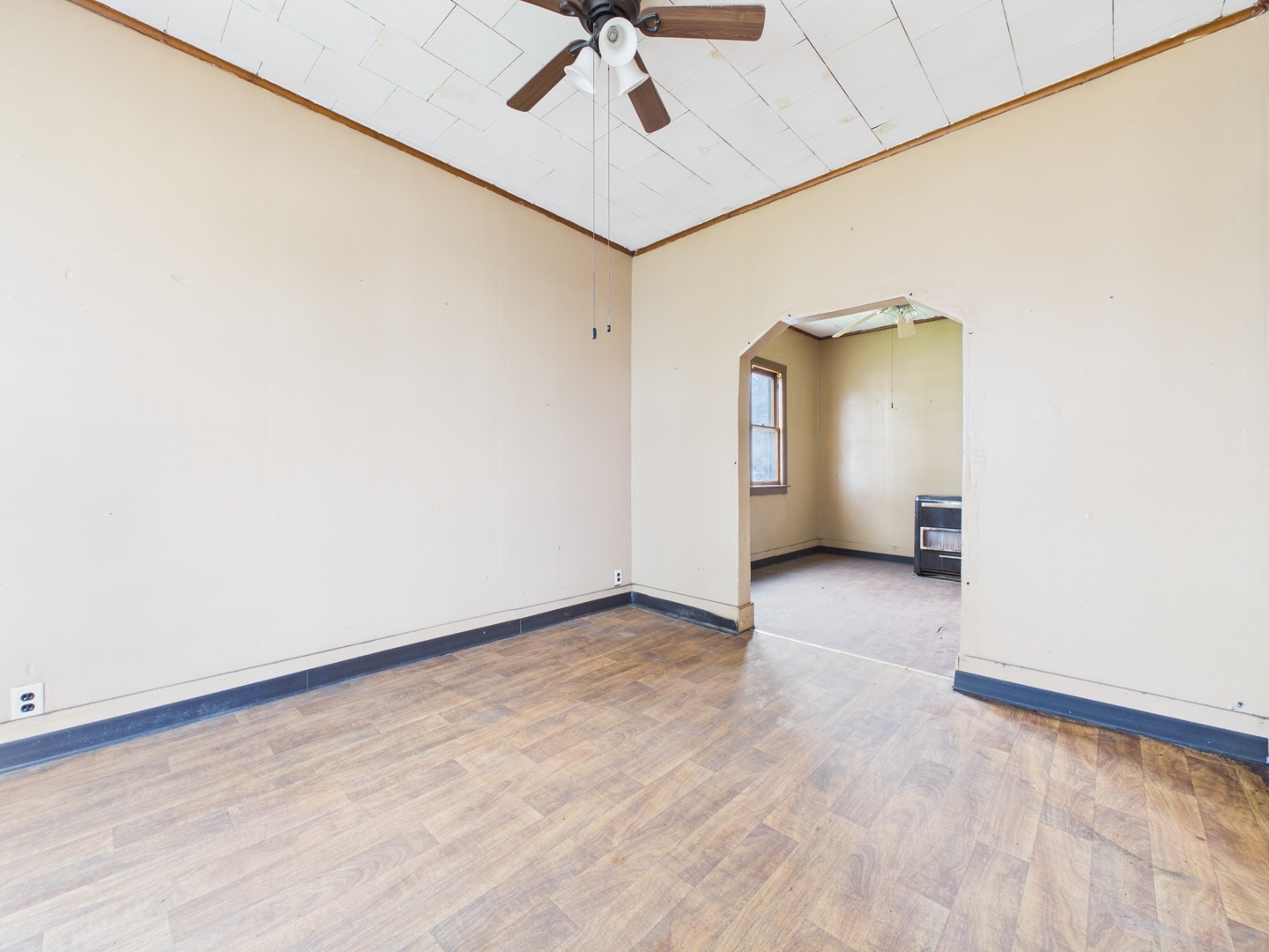 4734 South Racine Avenue Chicago, IL 60609 - Photo 4 of 32