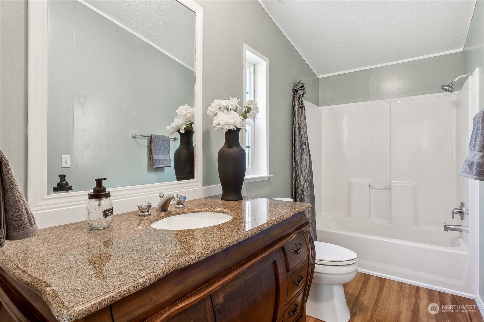 8426 East Caraway Road Port Orchard, WA 98366 - Photo 11 of 18 Gallery Image 11