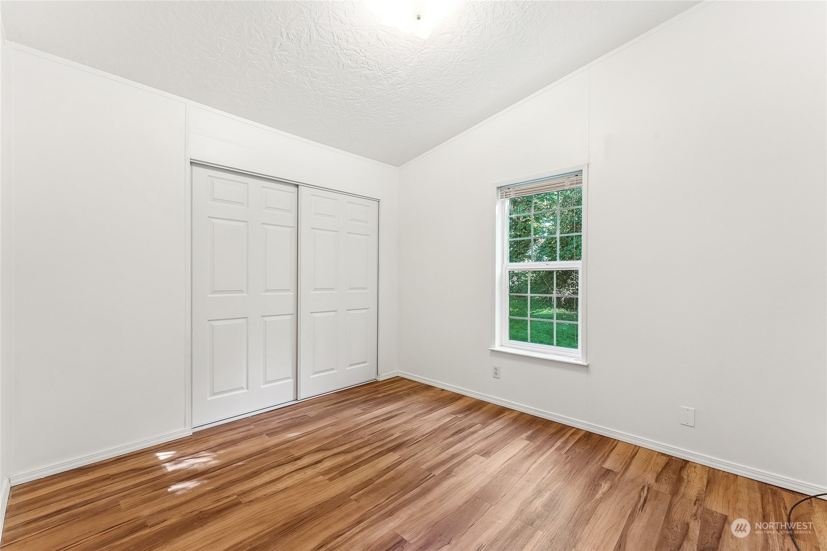 8426 East Caraway Road Port Orchard, WA 98366 - Photo 13 of 18 Gallery Image 13