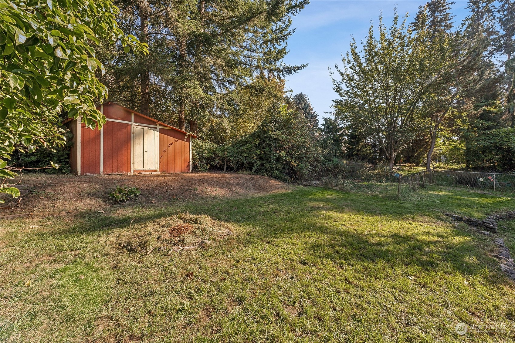 8426 East Caraway Road Port Orchard, WA 98366 - Photo 17 of 18 Gallery Image 17