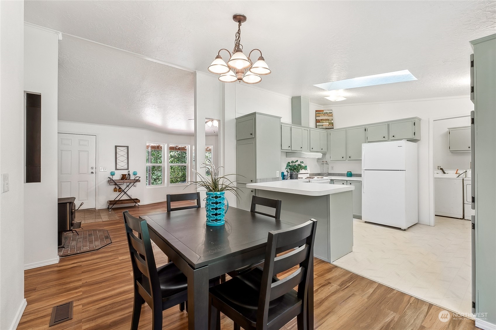 8426 East Caraway Road Port Orchard, WA 98366 - Photo 6 of 18 Gallery Image 6