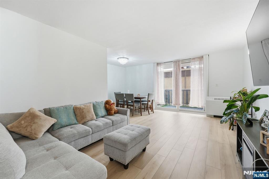 712 North Broad Street, Unit 3C Elizabeth, NJ 07208 - Photo 4 of 23